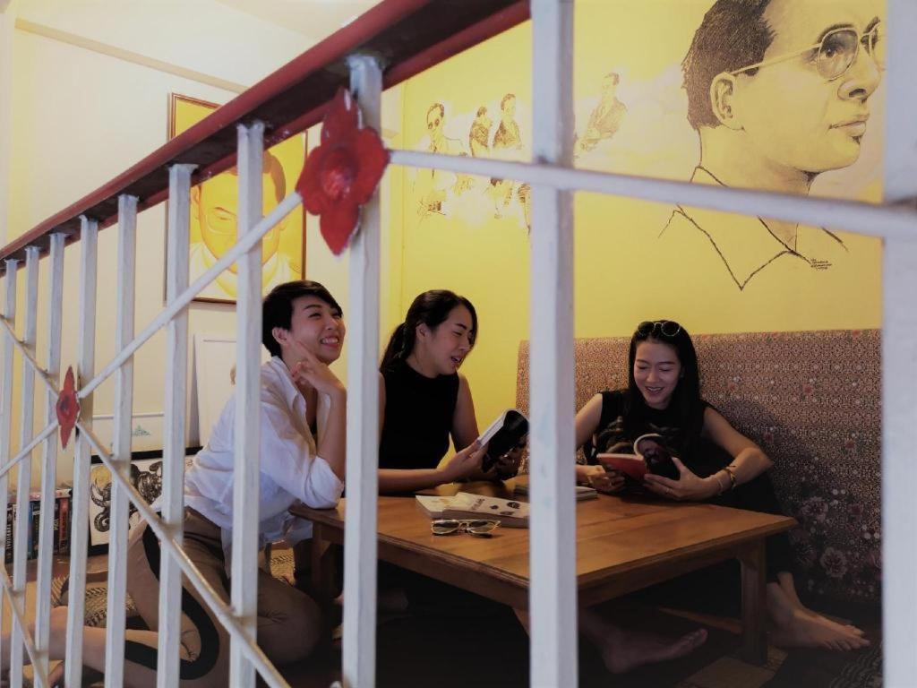 Oldie And Sleepy Hostel Udon Thani Extérieur photo