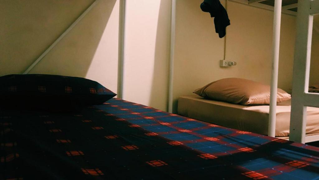 Oldie And Sleepy Hostel Udon Thani Extérieur photo